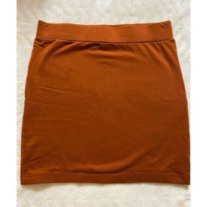 FOREVER 21 MINI SKIRT